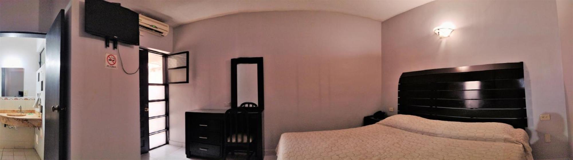 Laguna Inn Torreón Zewnętrze zdjęcie